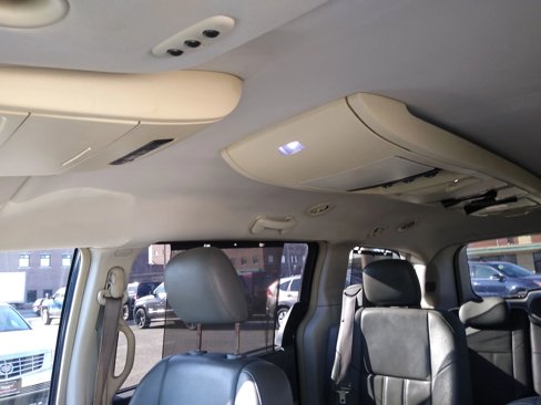 Used 2008 Chrysler Town & Country Touring image 12