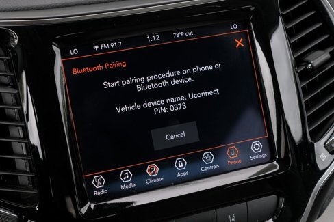 Used 2021 Jeep Cherokee Limited image 41