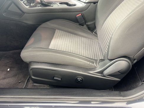 Used 2019 Dodge Challenger SXT image 14