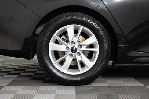 Used 2018 Kia Optima LX image 38