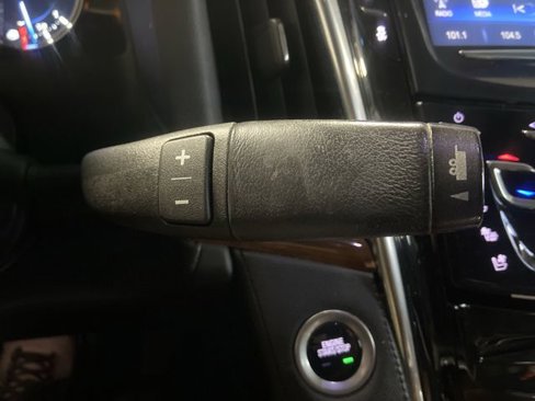 Used 2018 Cadillac Escalade ESV Premium Luxury image 25