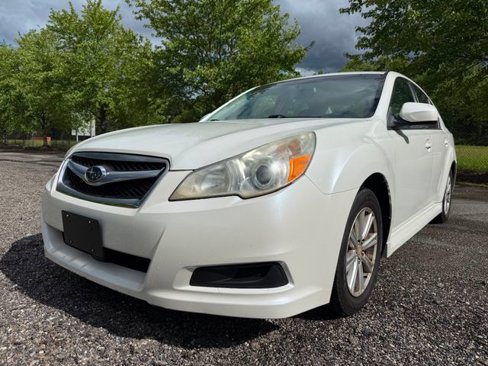 Used 2012 Subaru Legacy 2.5i Premium image 1