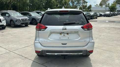 Used 2018 Nissan Rogue SV image 6