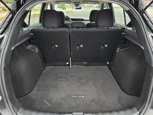 Used 2024 Nissan Kicks S image 26