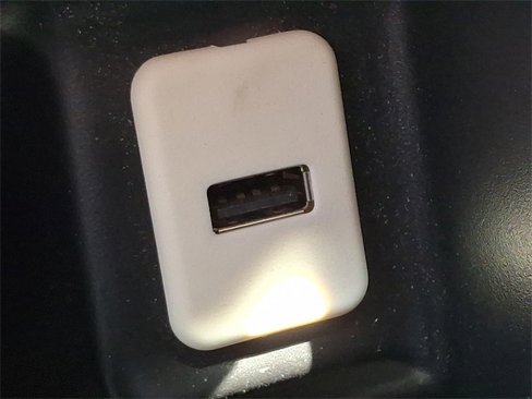 Used 2017 Chevrolet Colorado Z71 image 24