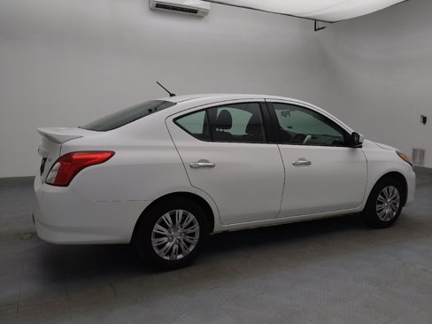 Used 2019 Nissan Versa SV image 10