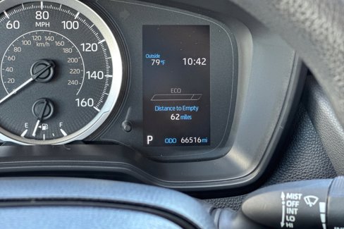Used 2022 Toyota Corolla LE image 25