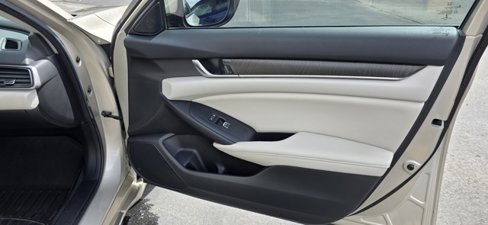 Used 2020 Honda Accord EX image 14