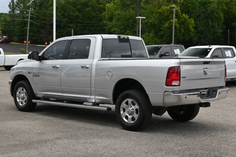 Used 2017 RAM 3500 SLT w/ Luxury Group image 12