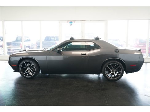 Used 2018 Dodge Challenger R/T w/ Blacktop Package image 4