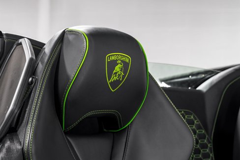 Used 2022 Lamborghini Huracan EVO image 34