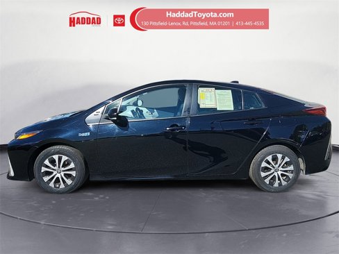 Used 2022 Toyota Prius Prime LE image 2