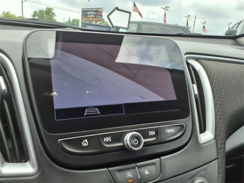 Used 2023 Chevrolet Malibu LT image 19