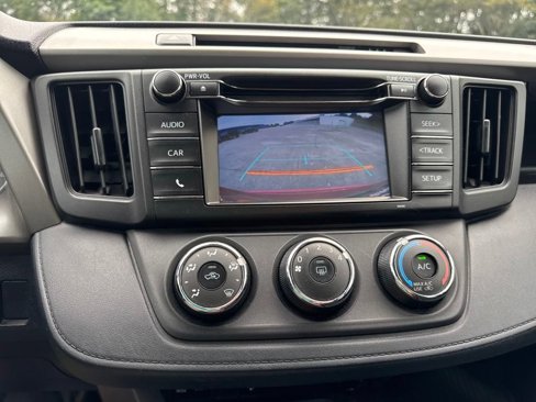 Used 2018 Toyota RAV4 LE w/ All Weather Liner Package image 15