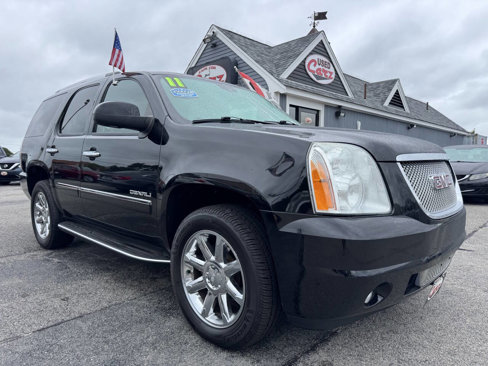 Used 2011 GMC Yukon Denali image 1