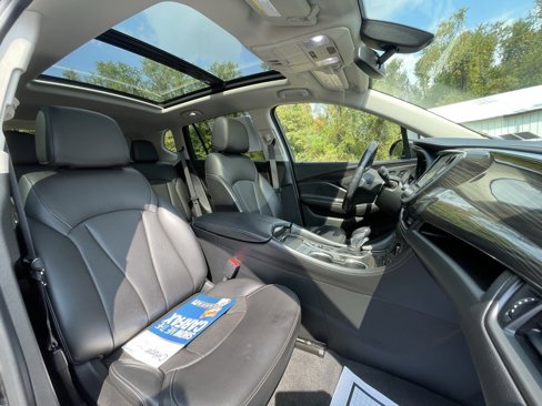 Used 2020 Buick Envision Essence image 11