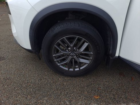 Used 2022 Nissan Rogue S image 26