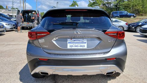 Used 2018 INFINITI QX30 Premium w/ Navigation Package image 6