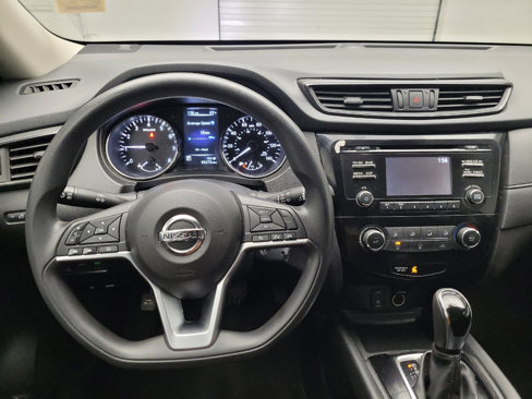Used 2017 Nissan Rogue S image 22