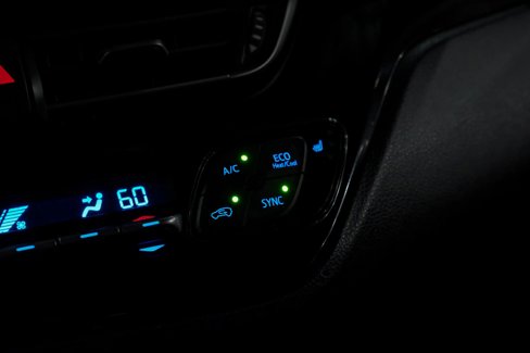 Used 2018 Toyota C-HR XLE image 29