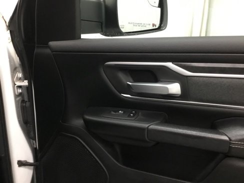 Used 2019 RAM 1500 Big Horn image 18