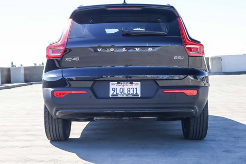 Used 2025 Volvo XC40 B5 Plus w/ Protection Package Premier image 5