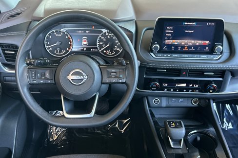 Used 2023 Nissan Rogue SV image 26