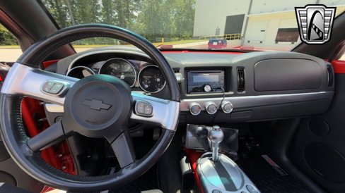 Used 2004 Chevrolet SSR w/ Preferred Equipment Group image 15