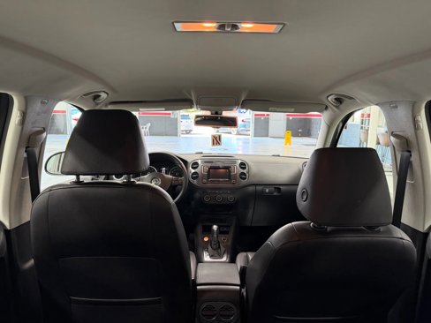Used 2016 Volkswagen Tiguan S image 28