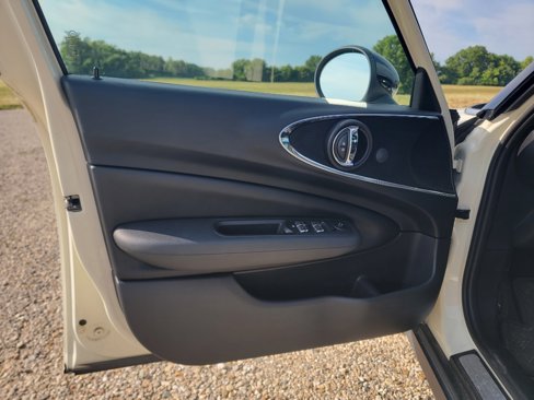 Used 2017 MINI Cooper Clubman ALL4 image 15