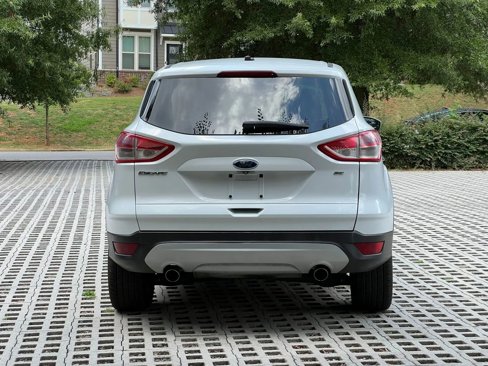 Used 2015 Ford Escape SE image 6