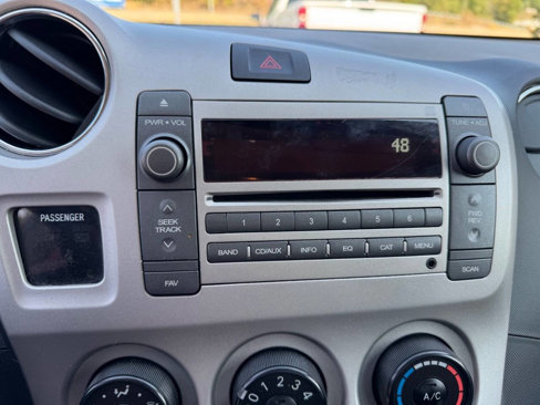 Used 2009 Pontiac Vibe w/ Preferred Package image 17