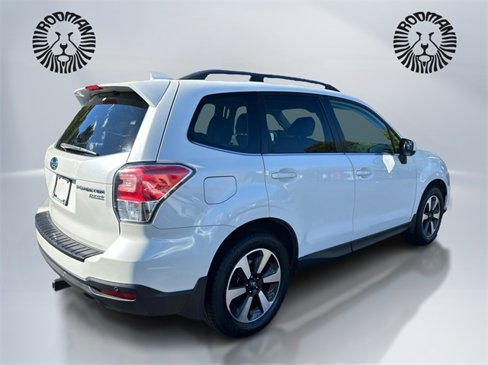 Used 2017 Subaru Forester 2.5i Limited image 5