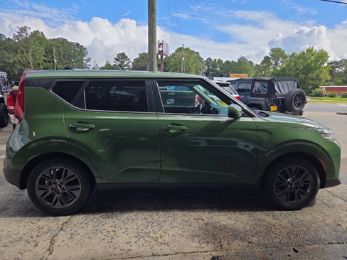 Used 2021 Kia Soul EX image 4
