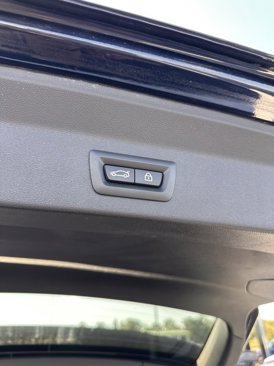 Used 2022 BMW X3 xDrive30i w/ Premium Package image 7