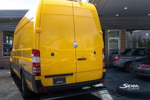 Used 2014 Freightliner Sprinter 2500 image 7