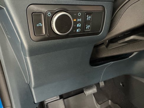 New 2025 Ford Maverick XL image 32