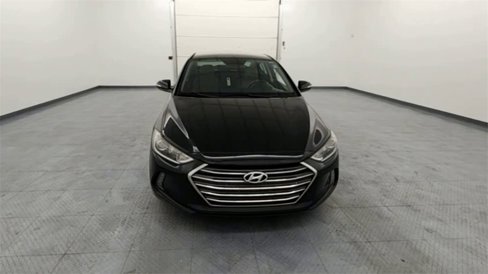 Used 2018 Hyundai Elantra Limited w/ Cargo Package image 3
