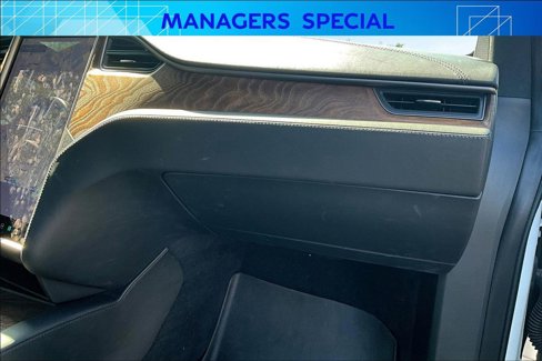 Used 2020 Tesla Model X Long Range image 16