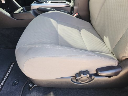 Used 2022 Toyota Tacoma SR5 image 24