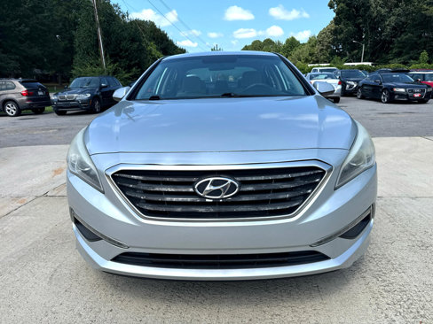 Used 2015 Hyundai Sonata SE image 3