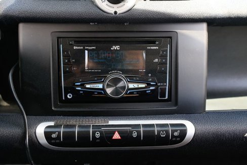 Used 2014 smart fortwo pure image 24