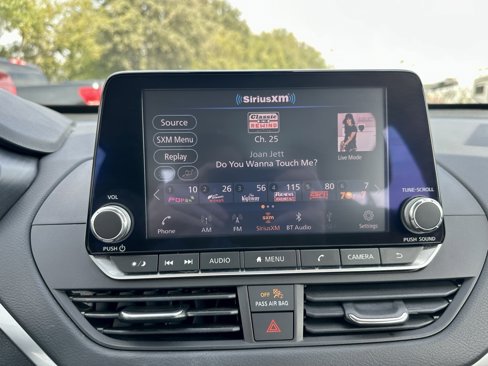 Used 2022 Nissan Altima 2.5 SV image 22
