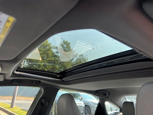 Used 2019 Toyota Avalon Limited image 34