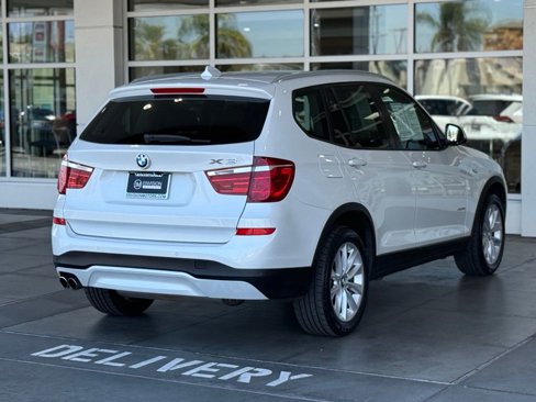 Used 2015 BMW X3 sDrive28i image 11
