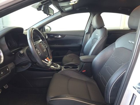 Used 2022 Kia Forte GT-Line image 37