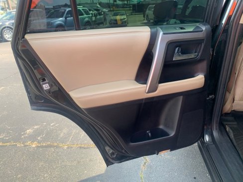 Used 2015 Toyota 4Runner SR5 image 13