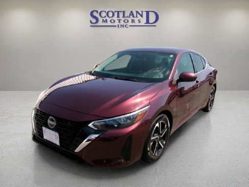 Used 2024 Nissan Sentra SV image 2