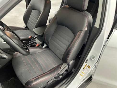 Used 2024 Mitsubishi Outlander Sport SE image 9