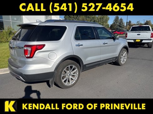 Used 2017 Ford Explorer Limited image 9